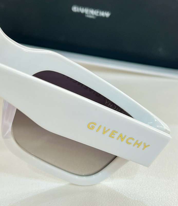 Picture of Givenchy Sunglasses _SKUfw56968511fw
